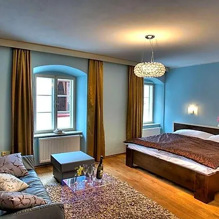 Peregrin Hotell 3*