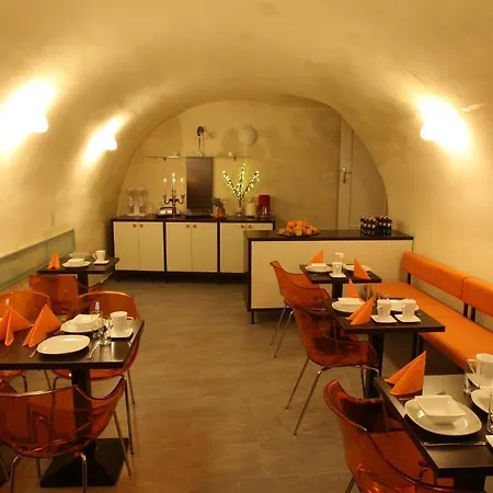 佩里格林酒店 3* Český Krumlov