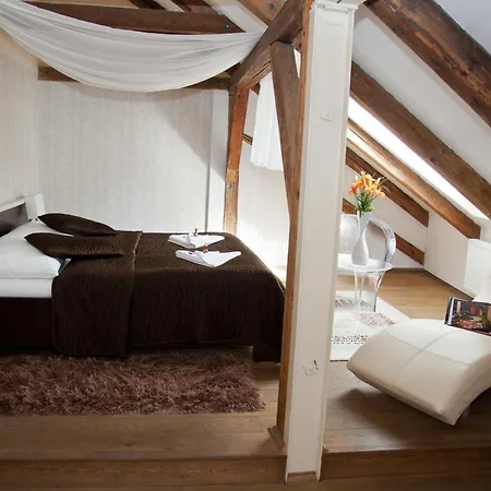 페레그린 호텔 체스키크룸로프